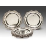 A SET OF EIGHT GEORGE IV SILVER MEAT PLATES, ROBERT GARRARD, LONDON, 1823