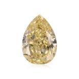 A TEARDROP-CUT DIAMOND LIGHT YELLOW 0,43 CARATS