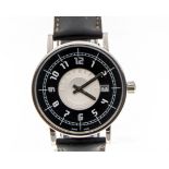 A GENTLEMAN'S MONTBLANC WRISTWATCH