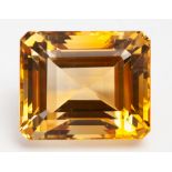 A PRINCESS-CUT TOPAZ 10 CARATS