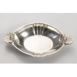 A GEORGE VI SILVER BOWL, LOUIS SIMPSON LIMITED, LONDON, 1946