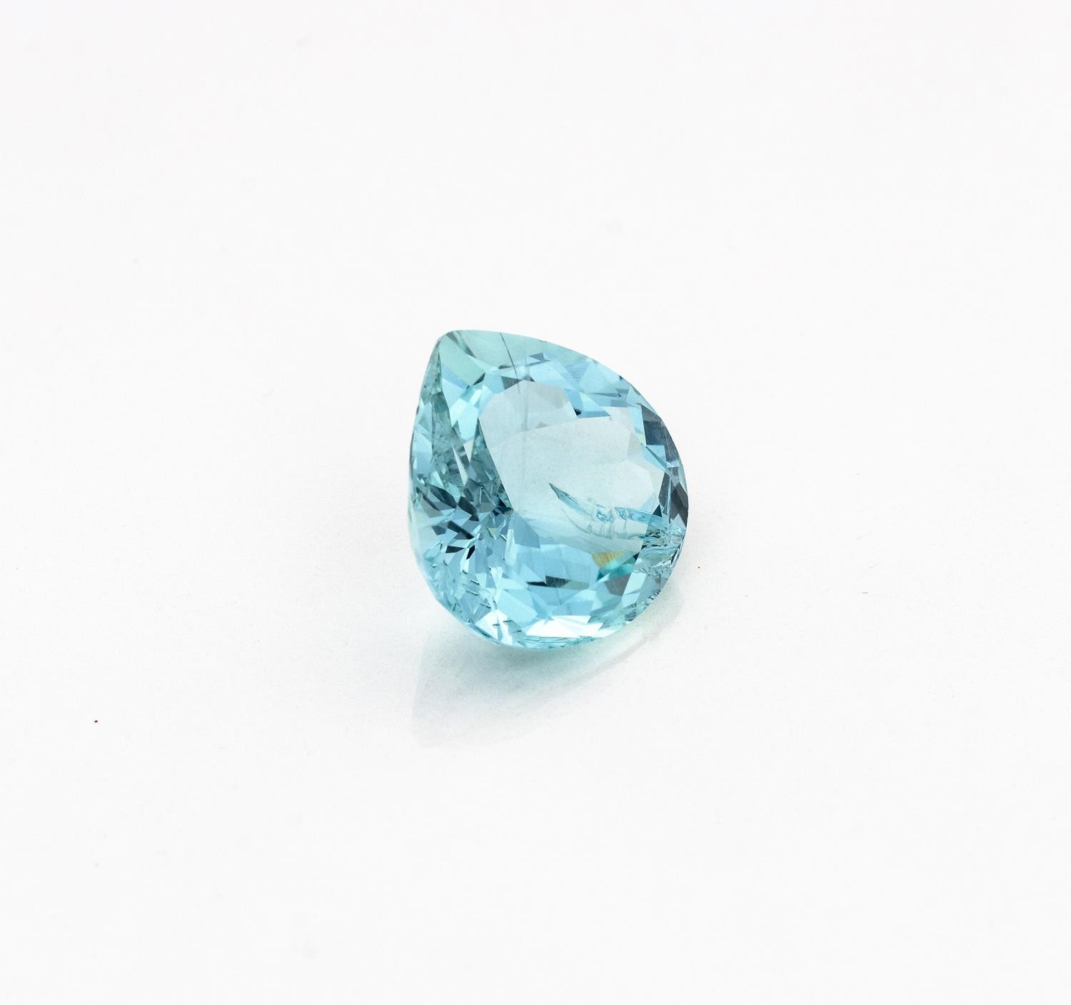 AN UNMOUNTED PEAR-SHAPED AQUAMARINE - Image 3 of 3