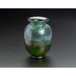 A LOETZ IRIDESCENT GLASS VASE, EARLY 20TH CENTURY