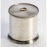 AN EDWARD VII SILVER TEA CADDY, HUKIN AND HEATH LTD, LONDON, 1902