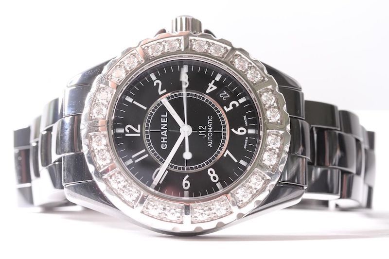 RARE CHANEL J12 CERMAIC DIAMOND BEZEL WITH BOX AND SERVICE PAPERS, circular gloss black dial with - Image 3 of 4