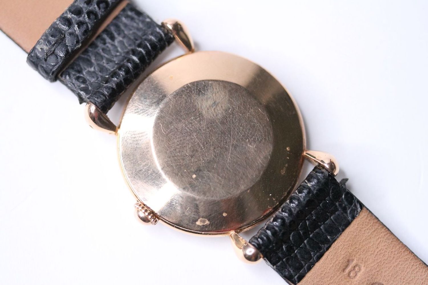 VINTAGE 18CT ROSE GOLD VACHERON CONSTANTIN, circular silver dial with baton and roman numeral hour - Image 2 of 4