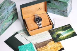 ROLEX SUBMARINER DATE REFERENCE 16610 BOX AND PAPERS 2000