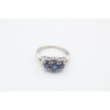 9ct white gold sapphire & diamond three stone halo ring (2.5g)