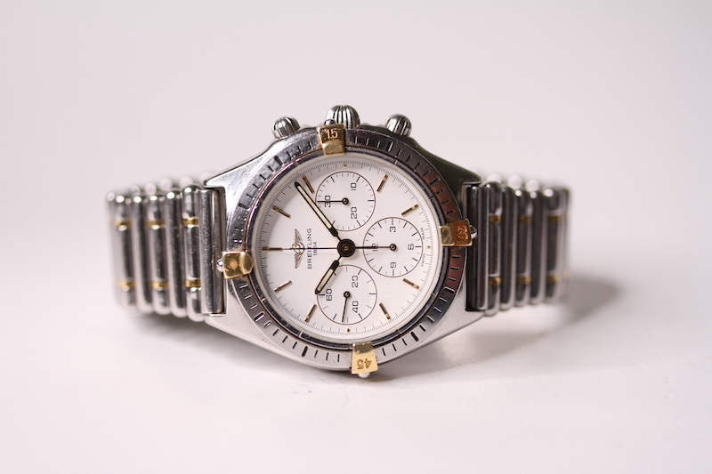 BREITLING CALLISTO CHRONOGRAPH WITH BREITLING TRAVEL CASE REFERENCE 80520-D, circular white dial