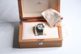 OMEGA CONSTELLATION 'DOUBLE EAGLE' CHRONOMETER WITH BOX, silvered dial with block hour markers, date
