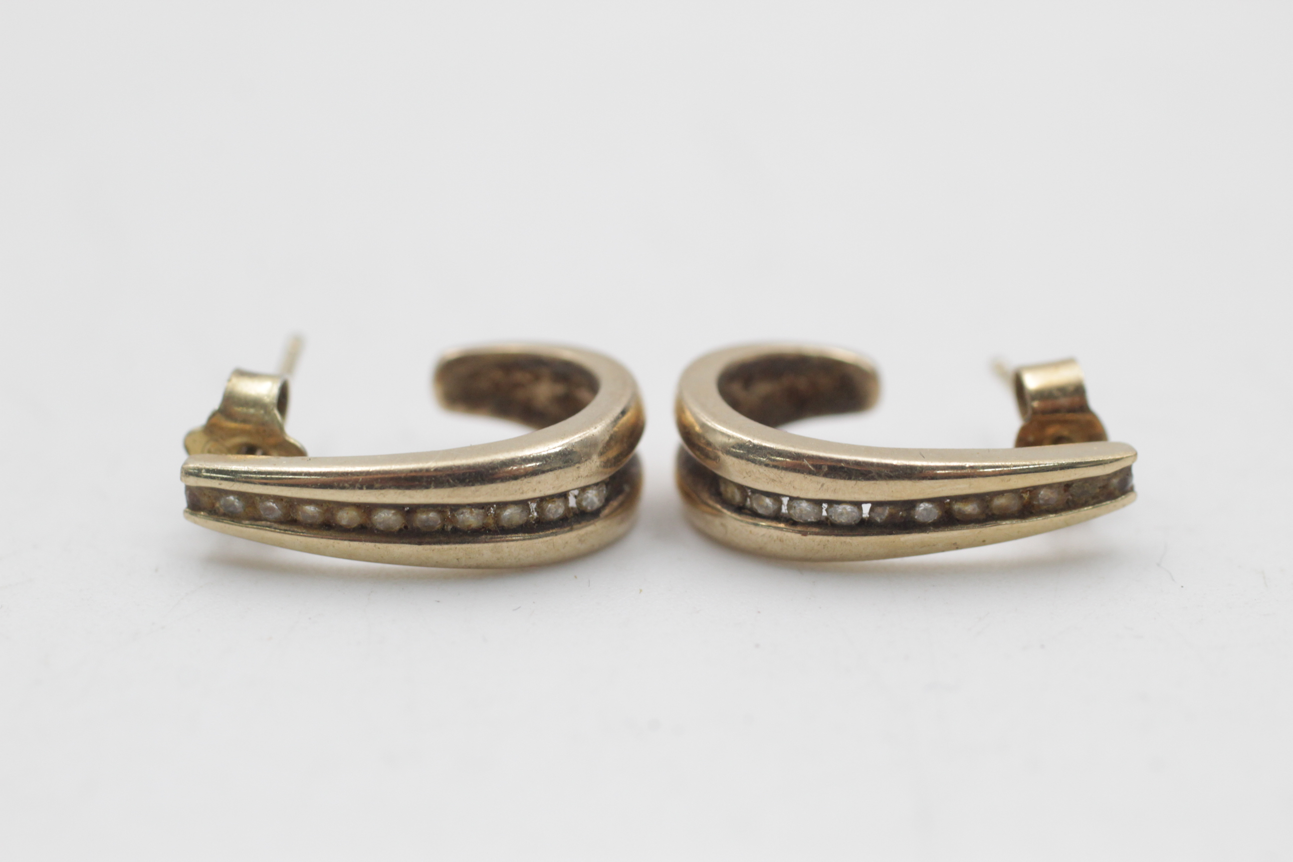 9ct gold vintage diamond channel half-hoop earrings (3.6g) - Image 2 of 6