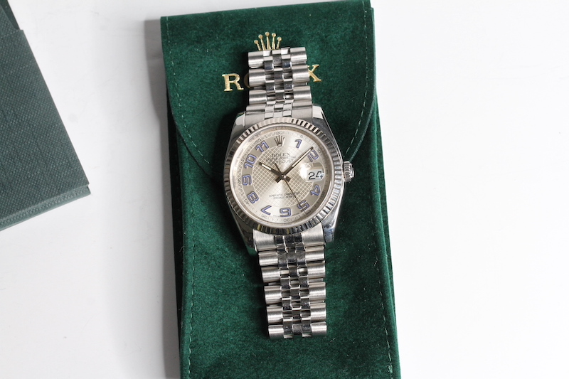 ROLEX DATEJUST DECORATED ARABIC DIAL FULL SET REFERENCE 116234, circular silvered dial with blue - Image 2 of 5