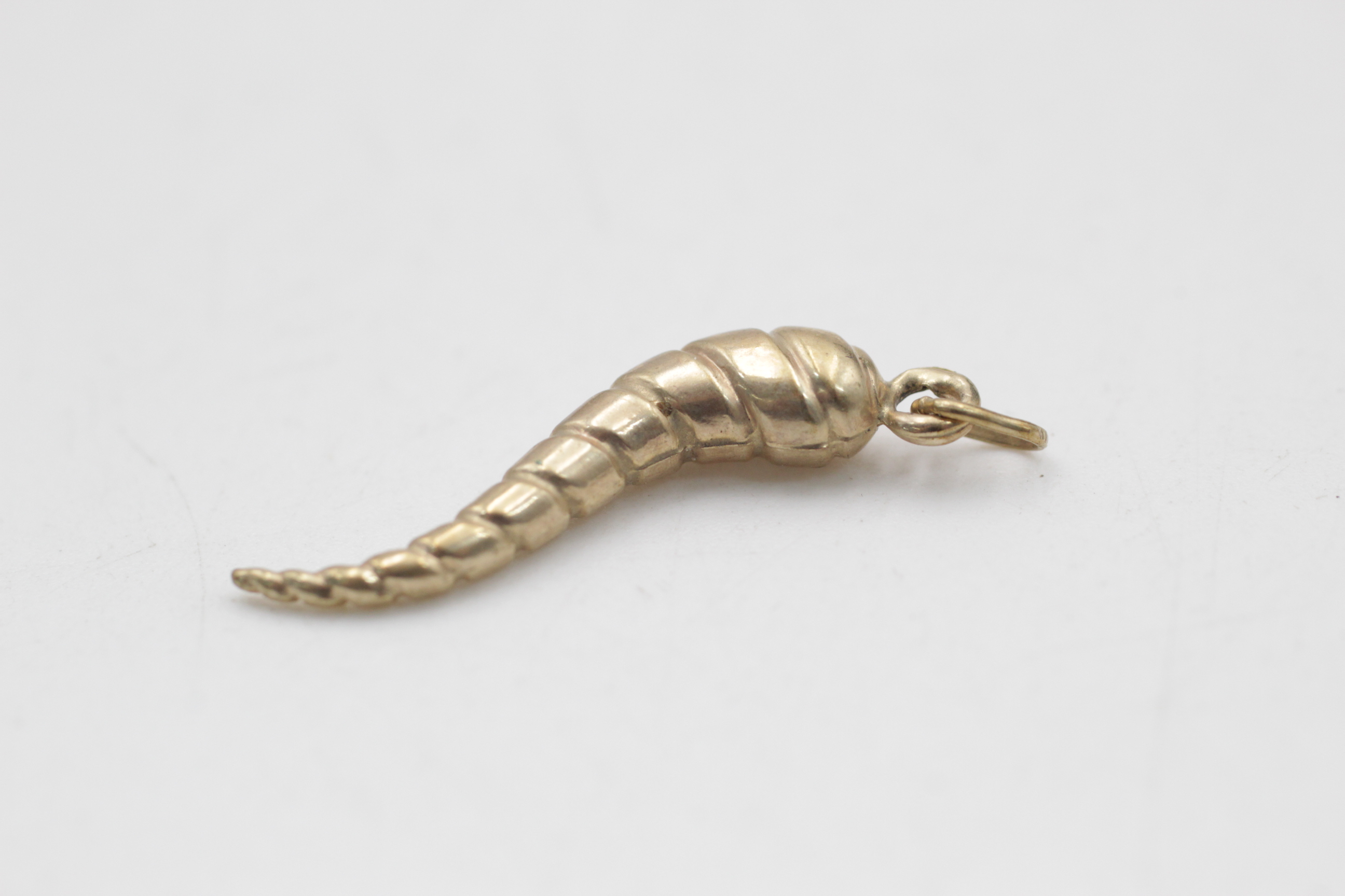 9ct gold horn of plenty charm pendant (0.5g) - Image 3 of 4