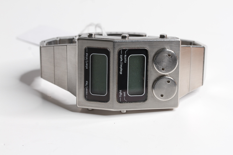 *TO BE SOLD WITHOUT RESERVE* RARE HEUER FORD DUEL DIGITAL WRIST WATCH REFERENCE 9.053.208, two