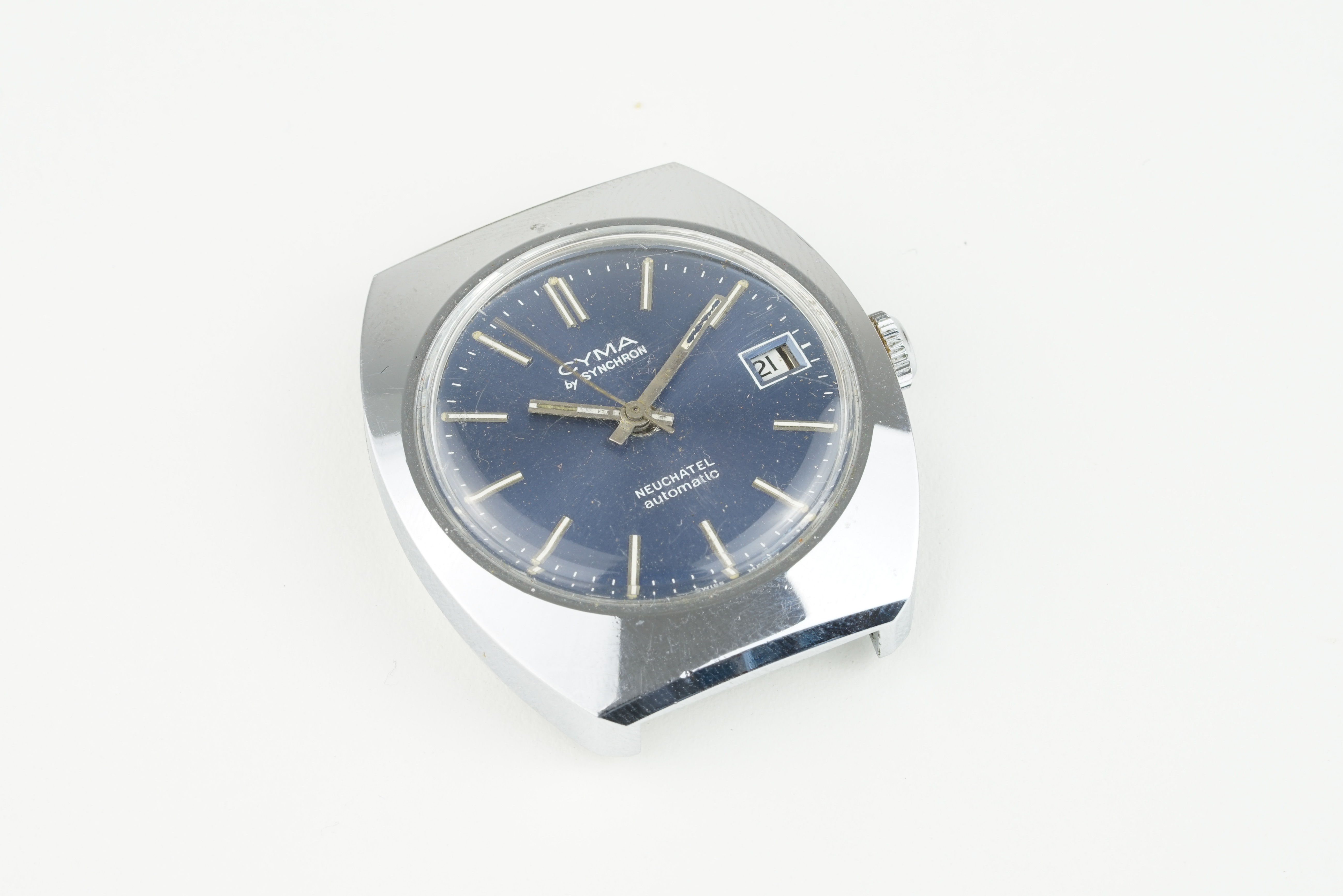 CYMA BY SYNCHRON DATE WRISTWATCH, circular blue dial with stick hour markers and hands, 37mm steel