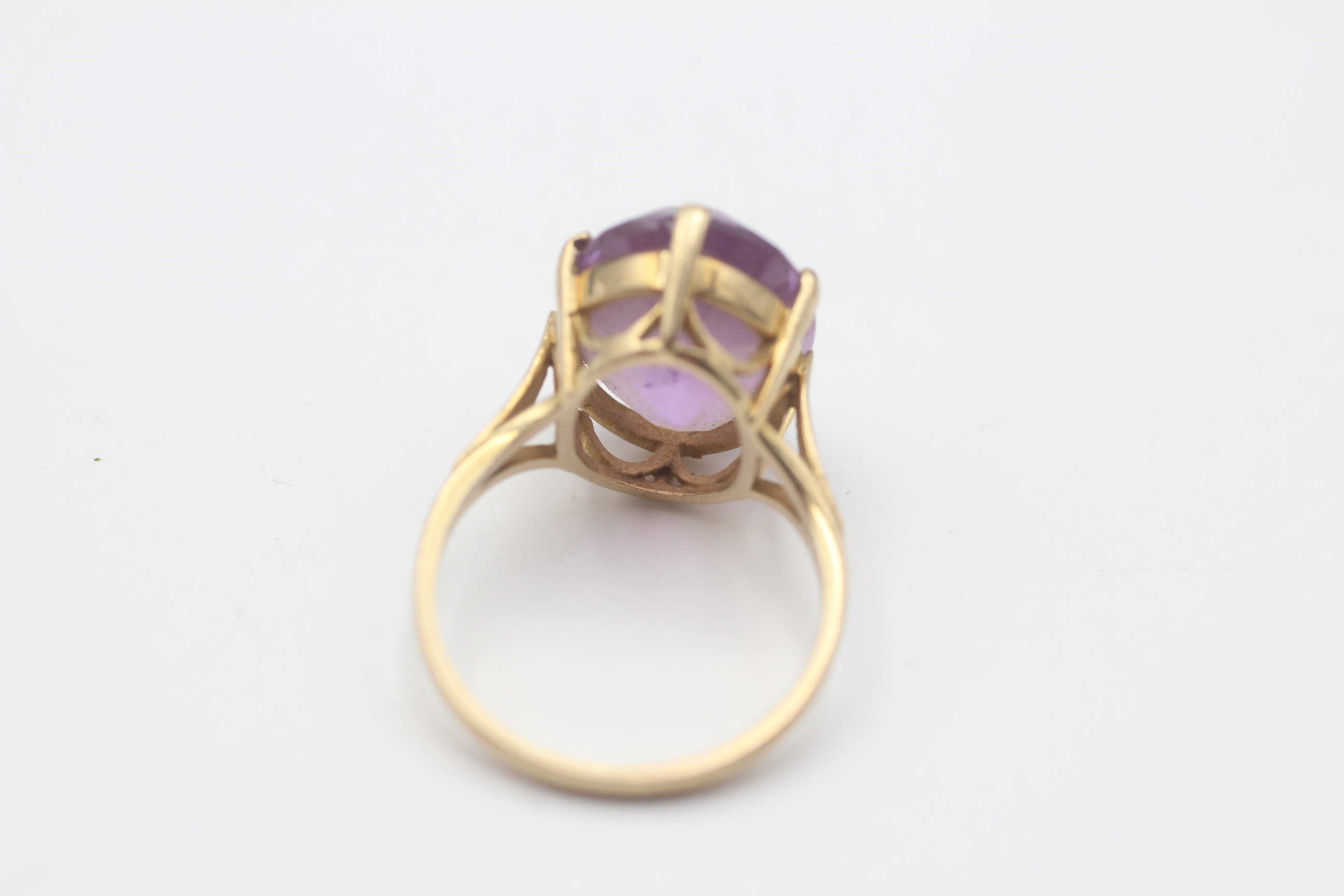 9ct gold vintage amethyst solitaire cocktail ring (4.5g) - Image 4 of 5