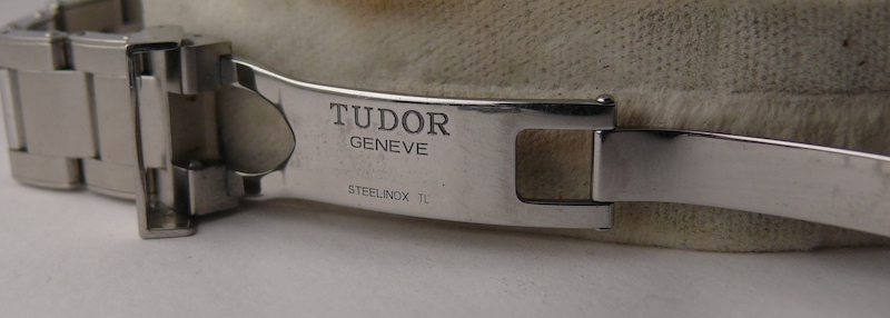 Genuine Tudor Black Bay 58 Fifty Eight 20mm Rivet Style Stainless Steel Bracelet. Comes in its - Image 5 of 7
