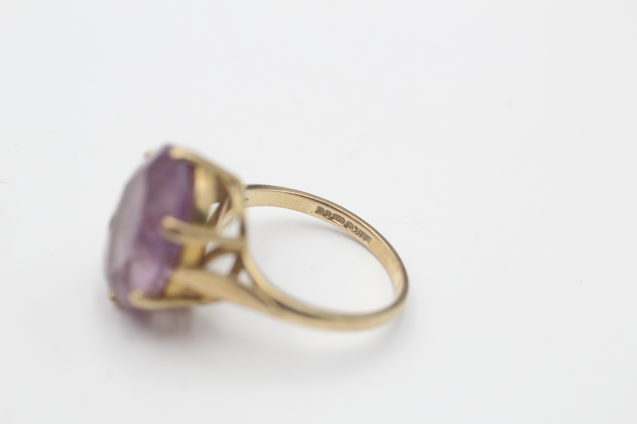 9ct gold vintage amethyst solitaire cocktail ring (4.5g) - Image 3 of 5