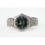 .GENTLEMENS BREITLING AEROSPACE TITANIUM WRISTWATCH, circular analog digital dial with hour