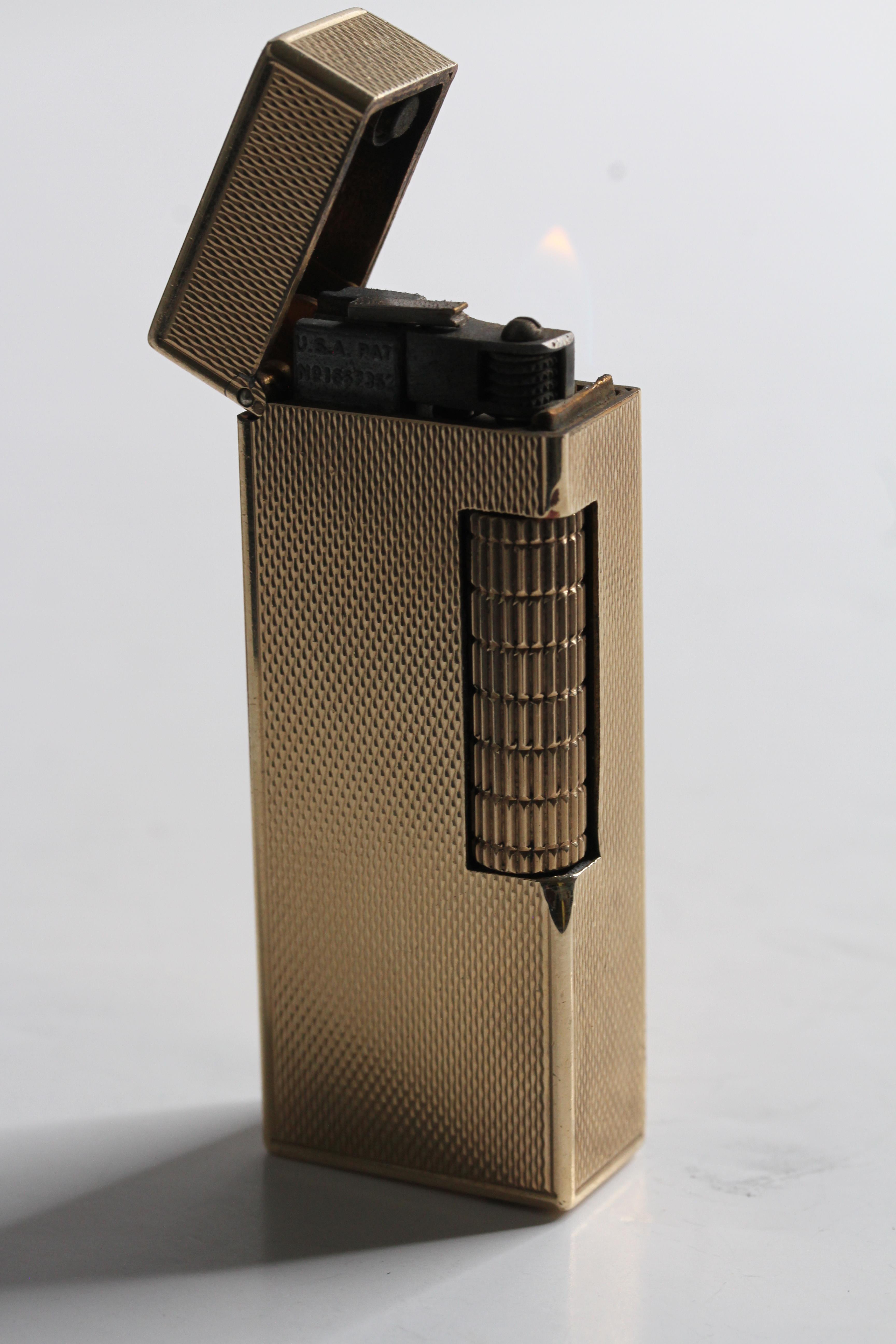 9CT SOLID DUNHILL ROLLAGAS CIRCA 1964, WITH BOX AND PAPERWORK, signed and hallmarked, working - Image 5 of 5