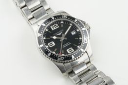 LONGINES HYDRO CONQUEST AUTOMATIC WRISTWATCH, circular black dial with hour markers and hands,