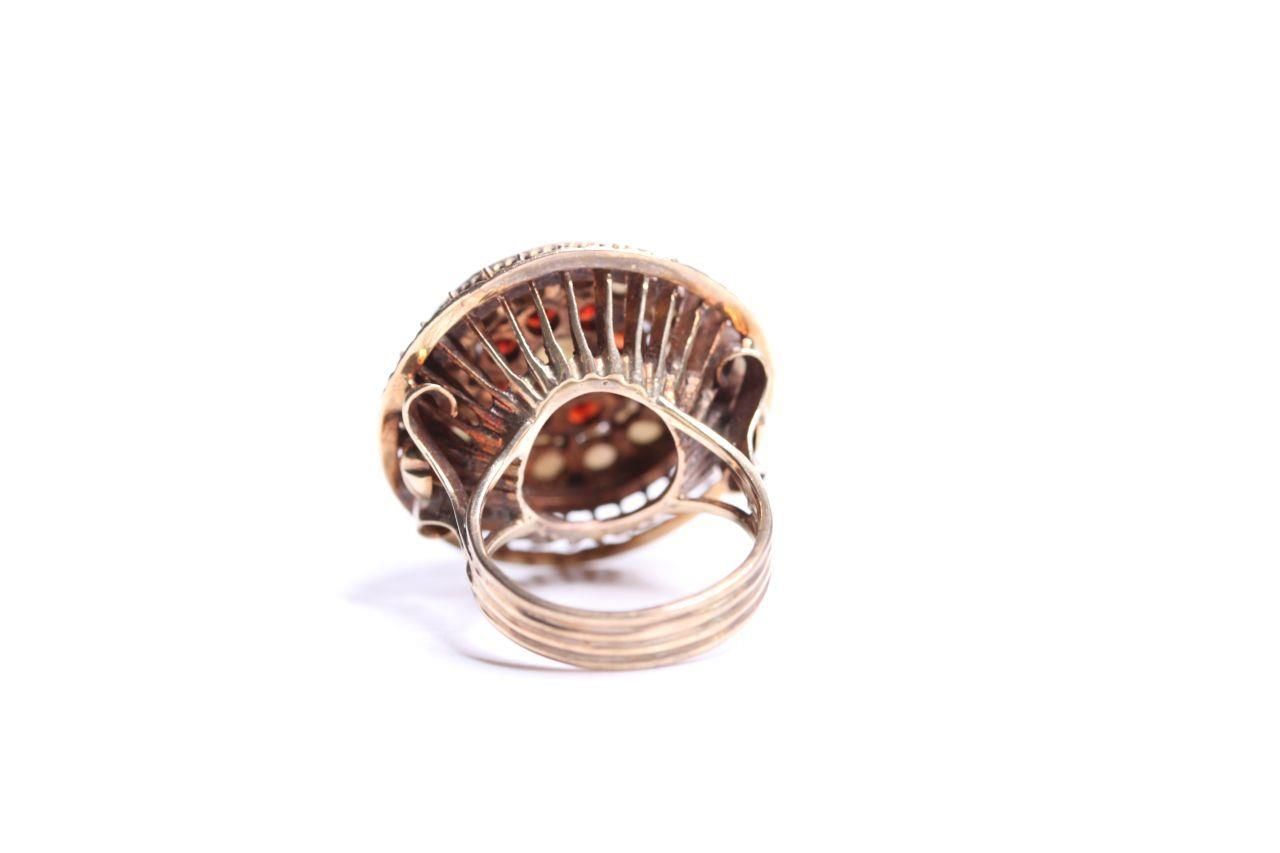 9ct gold pearl and garnet circular cluster ring, size K. - Image 3 of 3