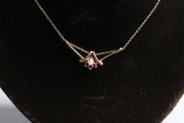 9ct gold vintage pearl & garnet halo ornate pendant necklace (2.9g)