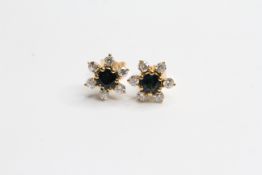 18YG star shaped sapphire and diamond earrinsg