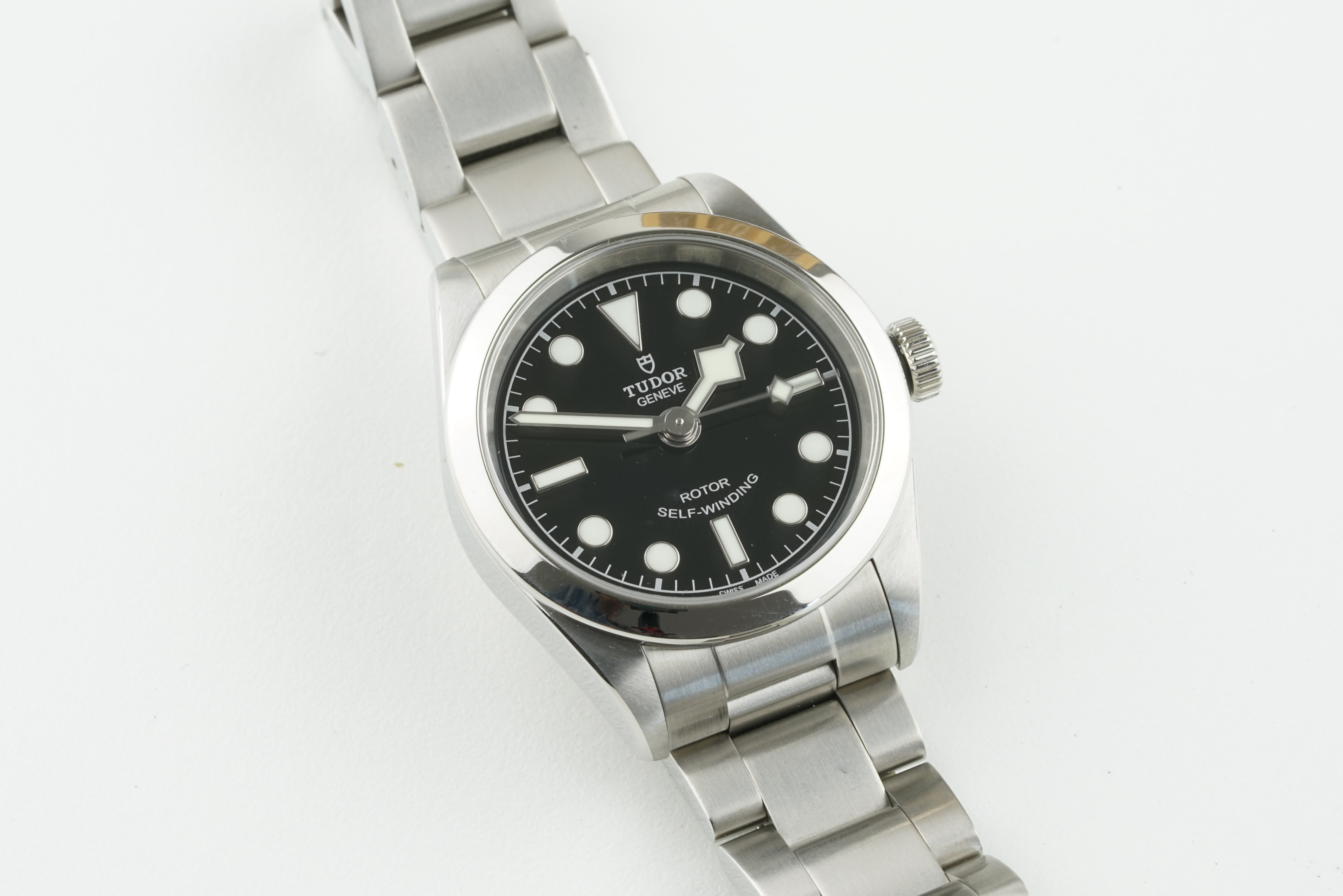 TUDOR BLACK BAY WRISTWATCH W/ GUARANTEE CARD REF. 79580, circular black dial with hour markers and - Image 2 of 3