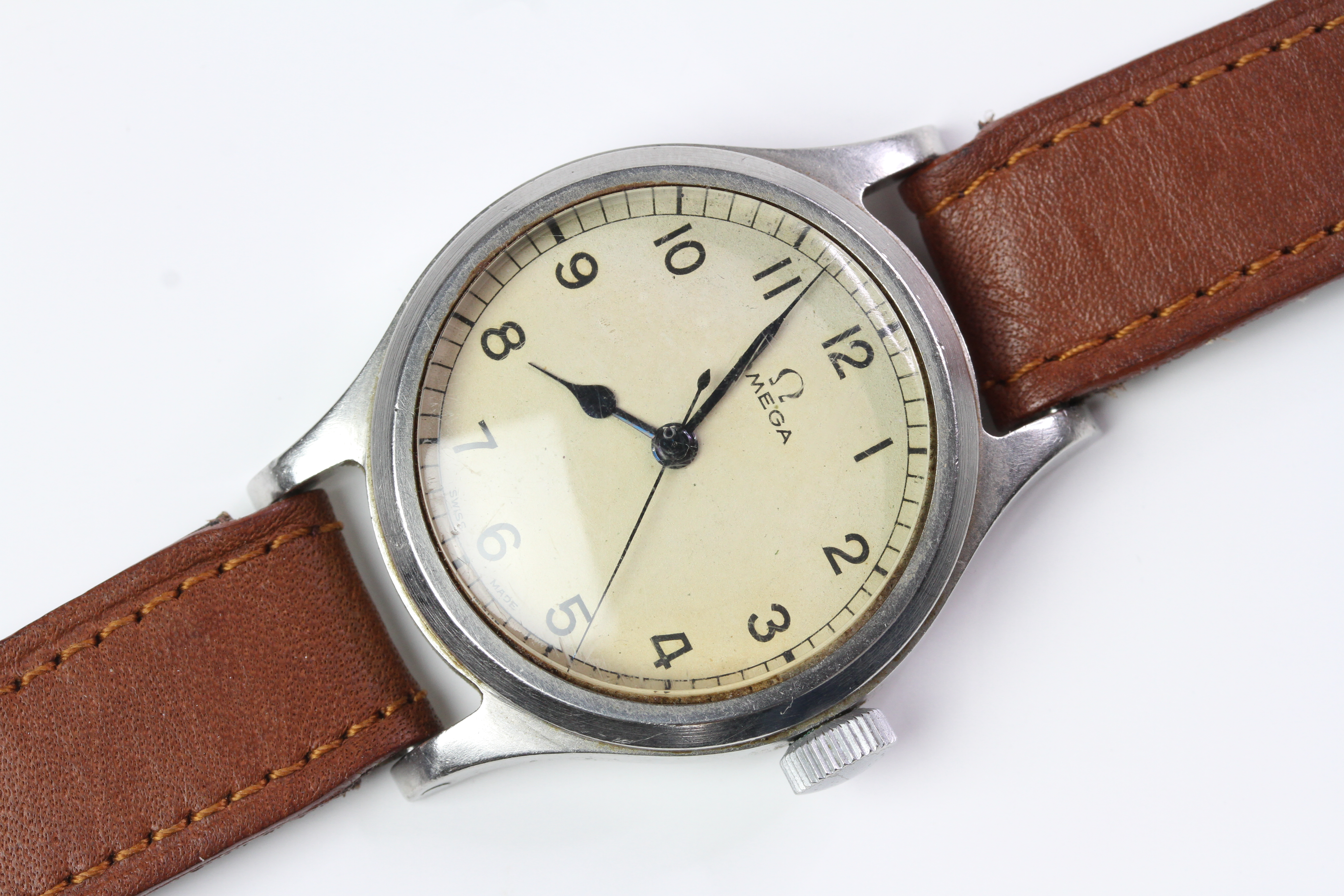 VINTAGE OMEGA AIR MINISTRY A.M 6B/159 CIRCA 1956 - Image 3 of 6