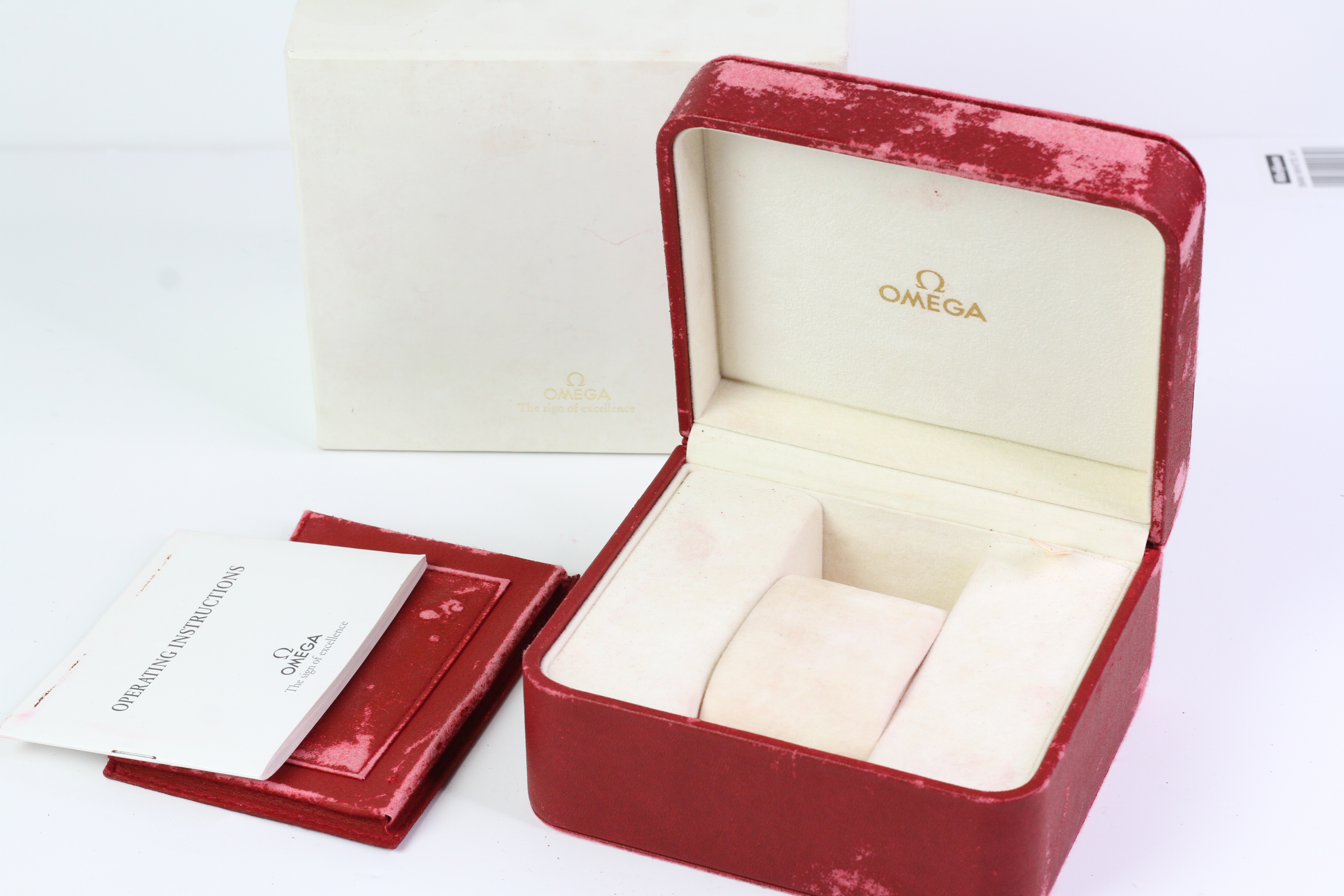 *To Be Sold Without Reserve* Red Omega Inner box and outer box - Image 2 of 2