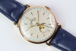 RARE VINTAGE 18ct OMEGA TRIPLE CALENDAR COSMIC REFERENCE 2473, circular cream dial, Day and Date