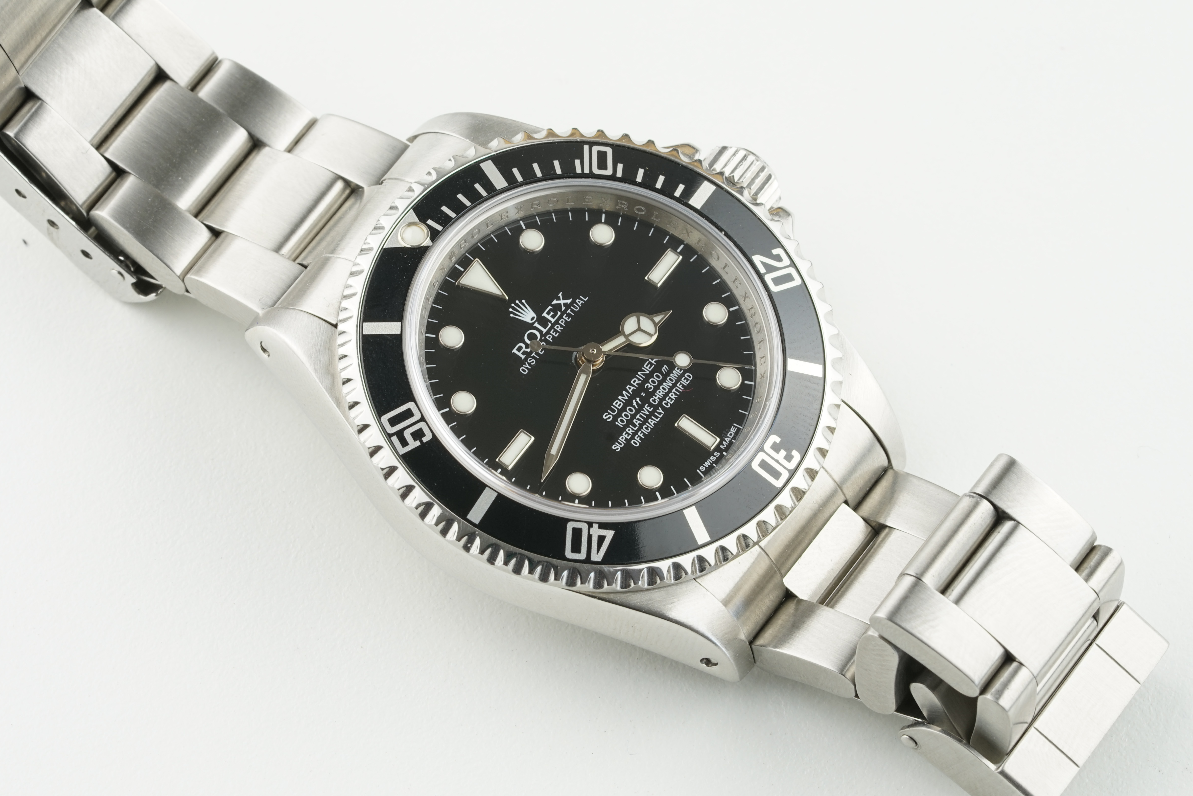 ROLEX OYSTER PERPETUAL SUBMARINER 4 LINER WRISTWATCH REF. 14060M RANDOM SERIAL, circular black - Image 2 of 4