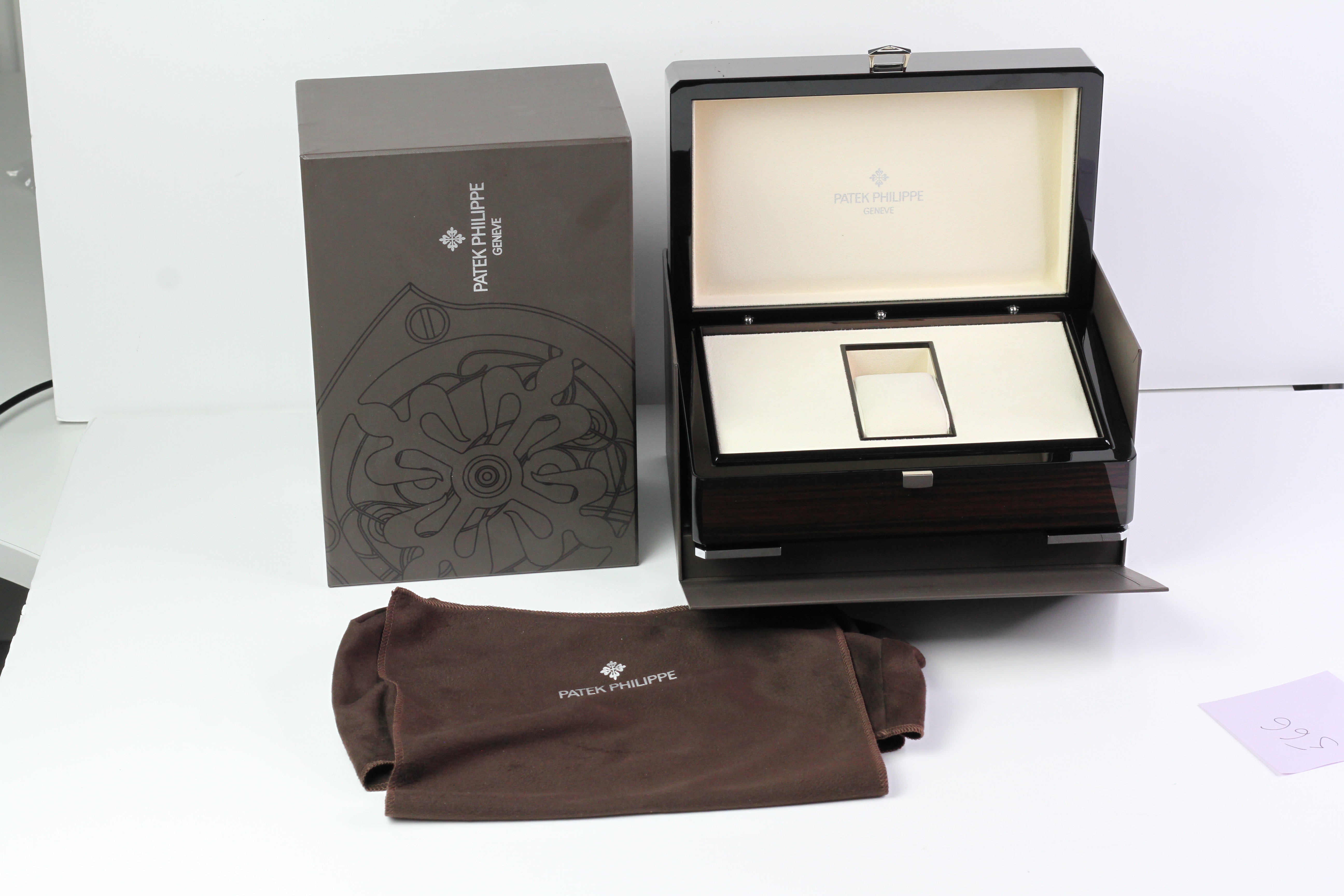 *To Be Sold Without Reserve* Modern Patek Philippe inner box and outer box