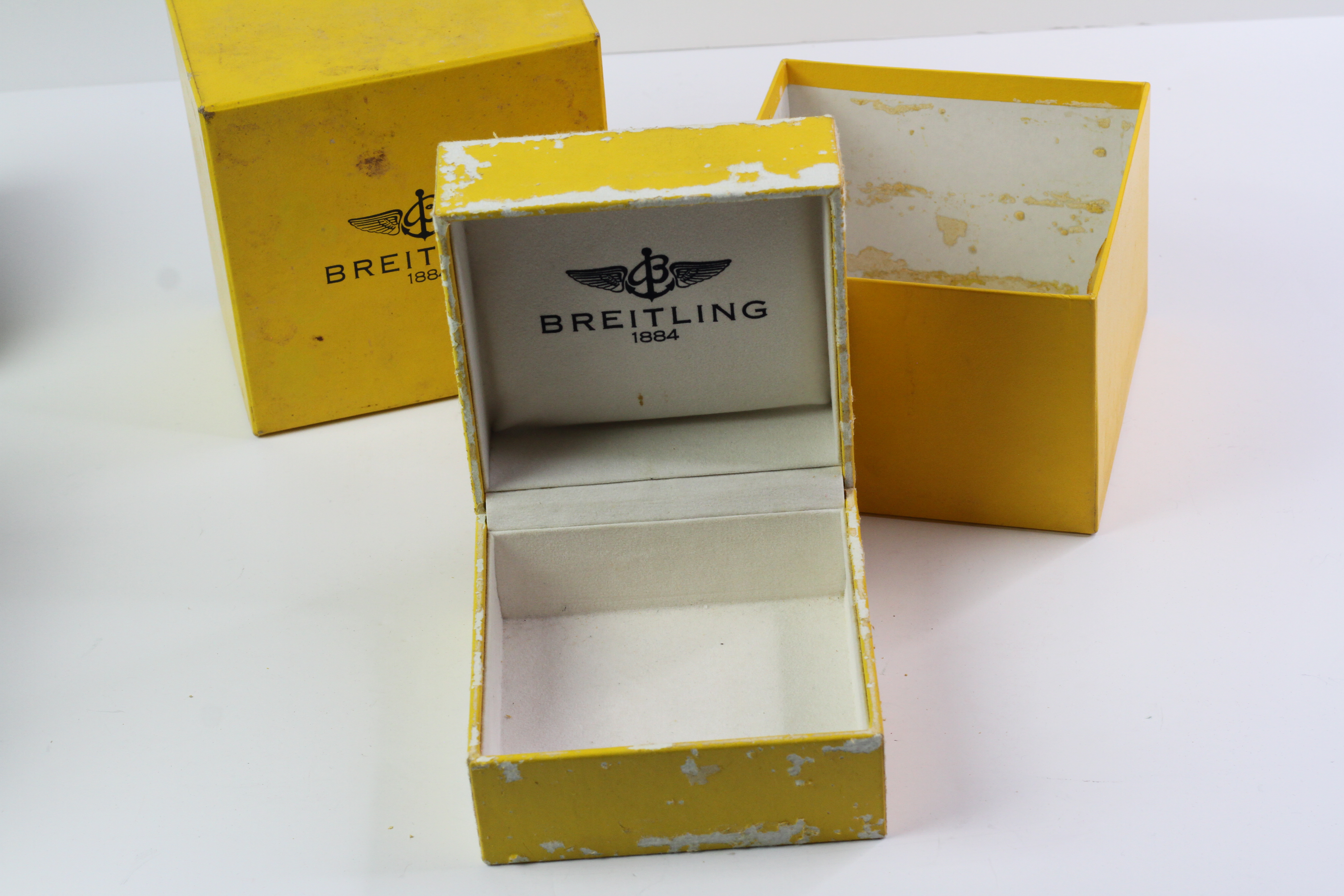 *To Be Sold Without Reserve* 2 Breitling inner and outer boxes and 1 Leather Breitling watch case - Image 4 of 6