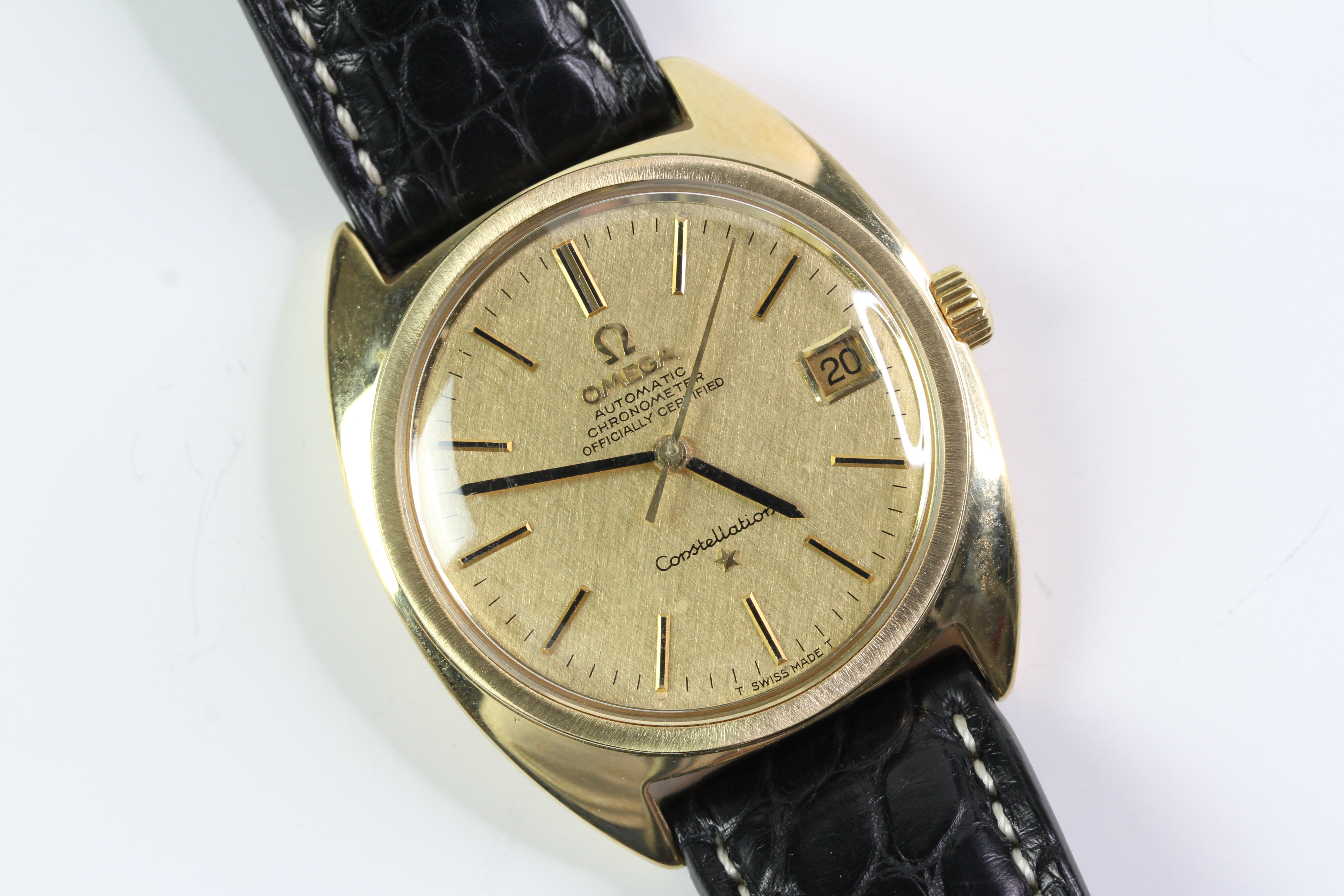 18CT OMEGA CONSTELLATION WITH SERVICE PAPER REFERENCE 168009 - Image 2 of 5