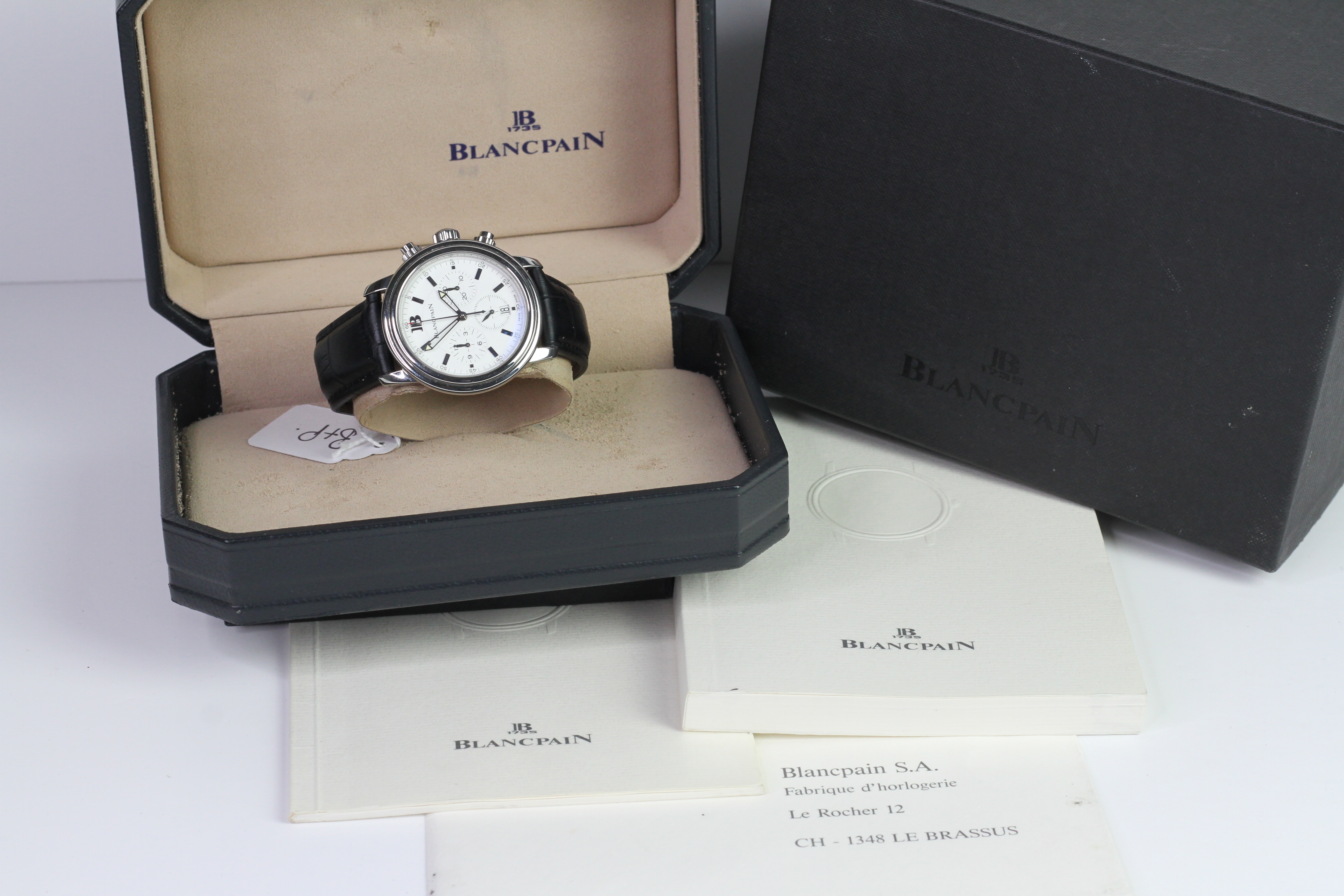 BLANCPAIN LEMAN CHRONOGRAPH WITH BOX AND PAPERS 1996, white dial with three subsiday dials, date