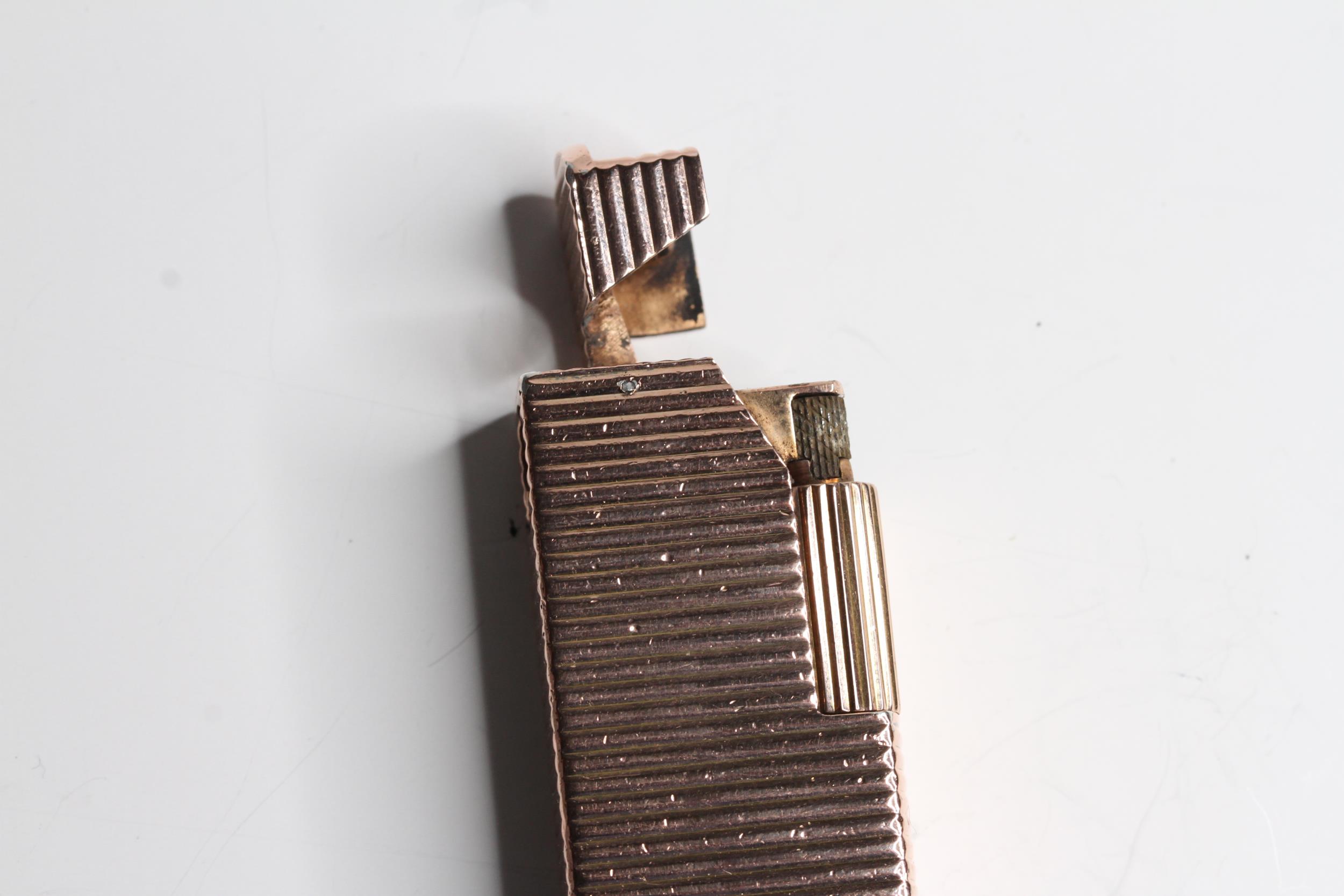 Vintage Aldunil Dunhill Pairs Lighter, Rose gold plated, French marks and Import marks to base, - Image 2 of 3