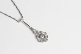 18ct long drop diamond pendant and chain. Chain 40cm Pendant drop Approx 3.5cm