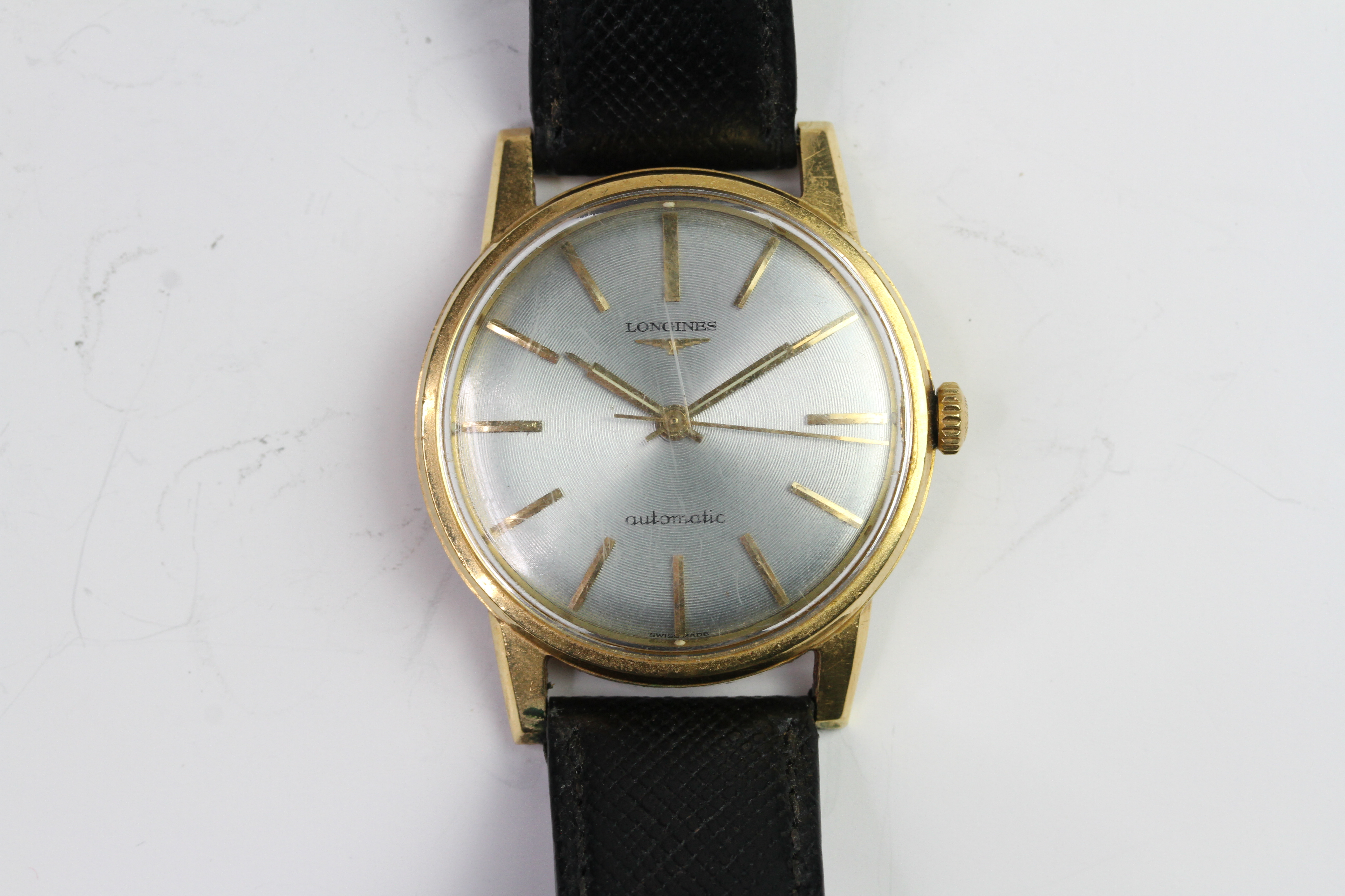 18CT LONGINES AUTOMATIC DRESS WATCH, silvered radial dial, baton hour markers, 36mm 18ct case, screw - Image 2 of 5