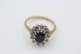 9ct gold sapphire & diamond dress ring (3g)