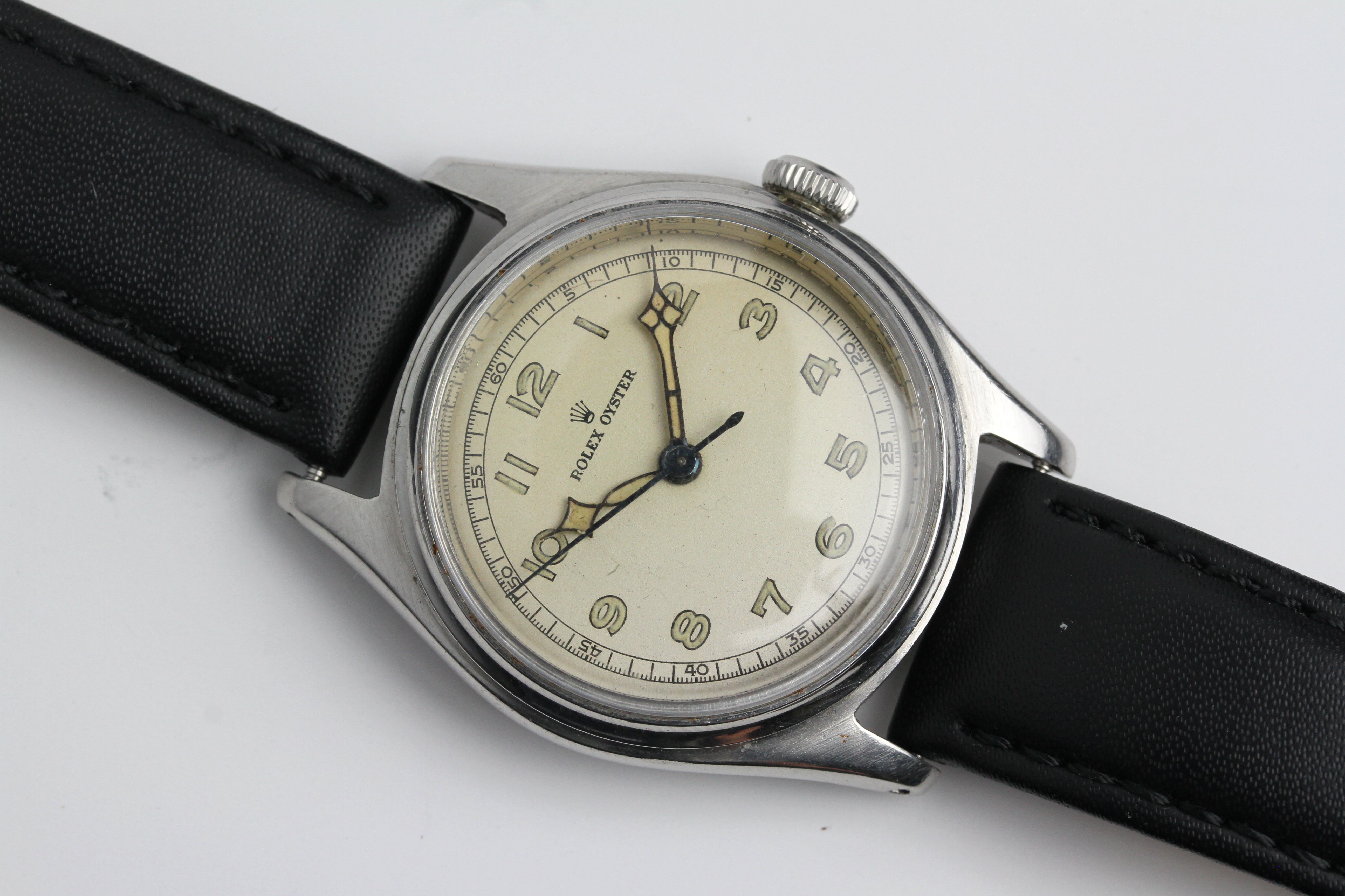 VINTAGE ROLEX OYSTER REFERENCE 4444 CIRCA 1958/59, patina cream dial, Arabic numerals, fancy - Image 3 of 7