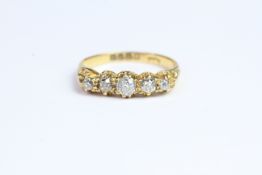 18ct gold ring with 5 diamonds