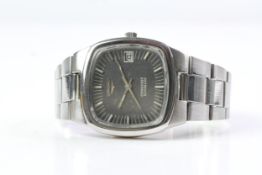 1970s Longines Conquest Automatic grey dial Ref 1528-1, Square stainless steel case with snap on