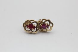 9ct gold ruby openwork frame stud earrings (1g)