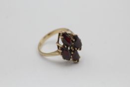 9ct gold four stone garnet ring as seen (3.4g)