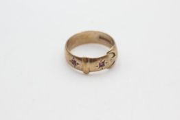 9ct gold vintage ruby buckle ring (3g)