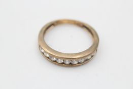 9ct gold clear gemstone half eternity ring (2.5g)