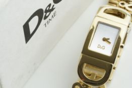 DOLCE & GABBANA GOLD PLATED QUARTZ W/ BOX & PAPERS, rectangular silver dial with gold hands, 20mm