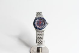 VINTAGE LADIES TAG HEUER PROFESSIONAL 200, blue dial with white track, blue outer bezel, stainless